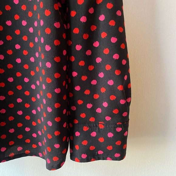 Jones New York Blouse Button Top Apples Black Large - Picture 2 of 8